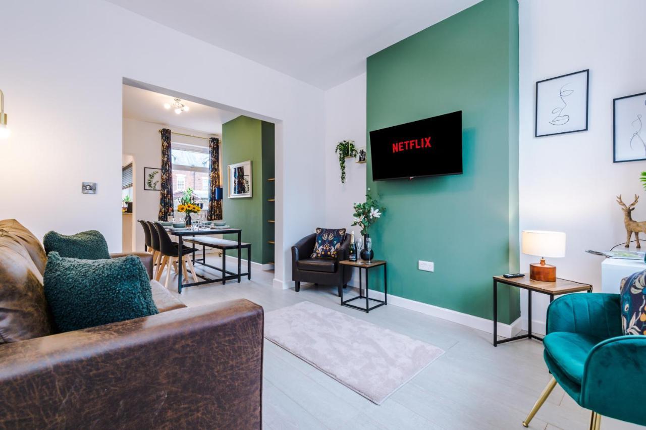 Stunning 3-Bed Home In Nantwich By 53 Degrees Property - Amazing Location, Ideal For Groups - Sleeps 6 Exterior foto