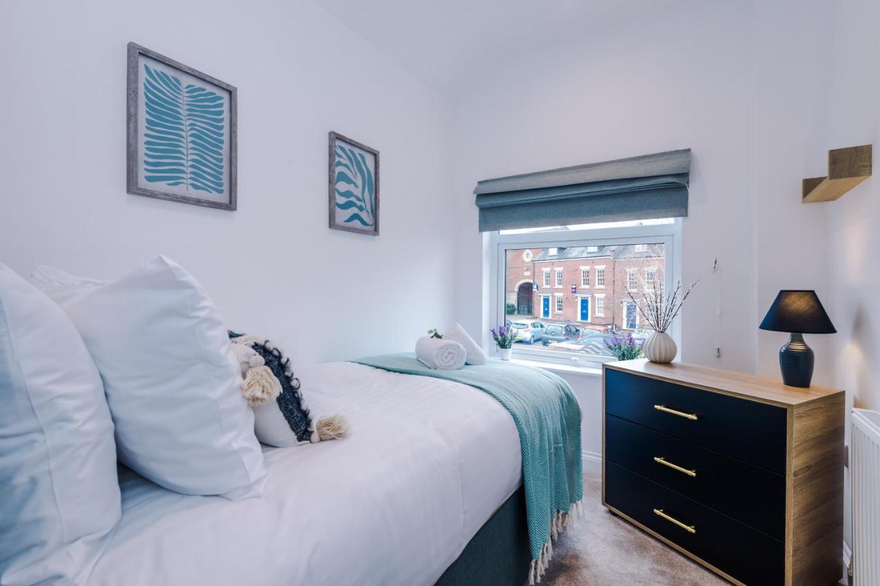 Stunning 3-Bed Home In Nantwich By 53 Degrees Property - Amazing Location, Ideal For Groups - Sleeps 6 Exterior foto