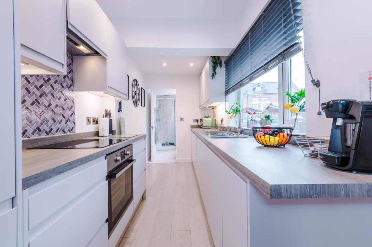 Stunning 3-Bed Home In Nantwich By 53 Degrees Property - Amazing Location, Ideal For Groups - Sleeps 6 Exterior foto