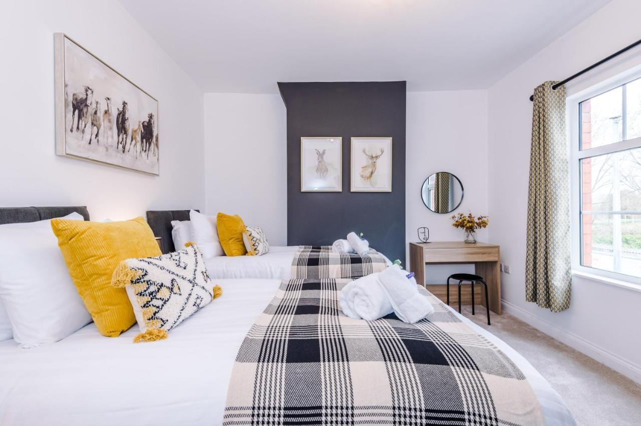 Stunning 3-Bed Home In Nantwich By 53 Degrees Property - Amazing Location, Ideal For Groups - Sleeps 6 Exterior foto